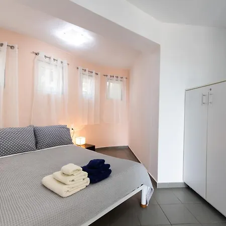 Apartmán A&A Cozy Apartment Frini